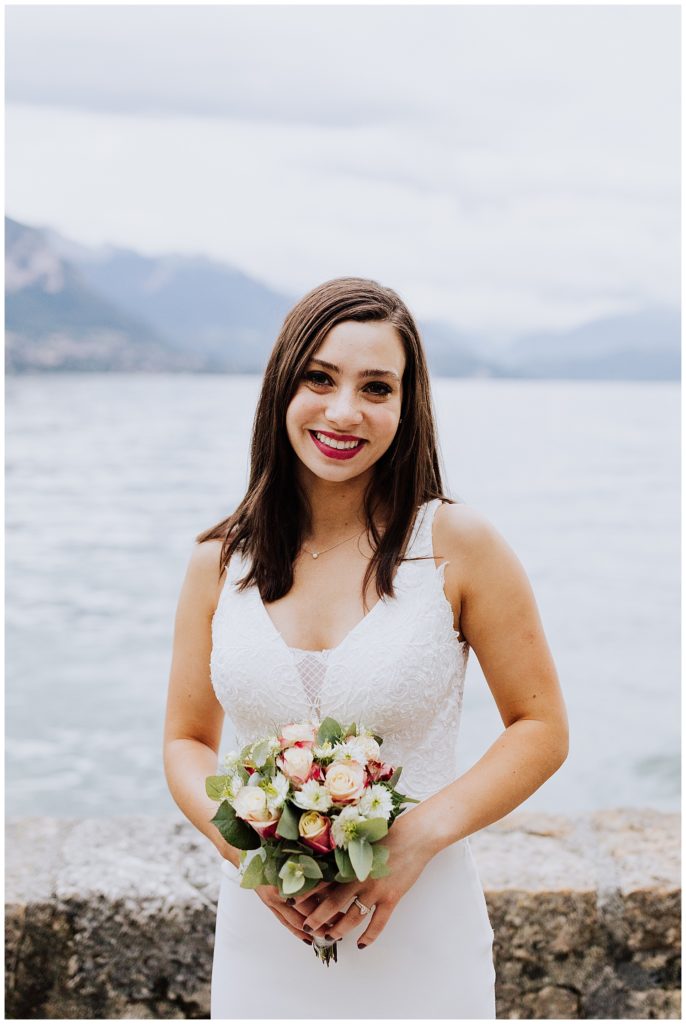 bride and bouquet in annecy france