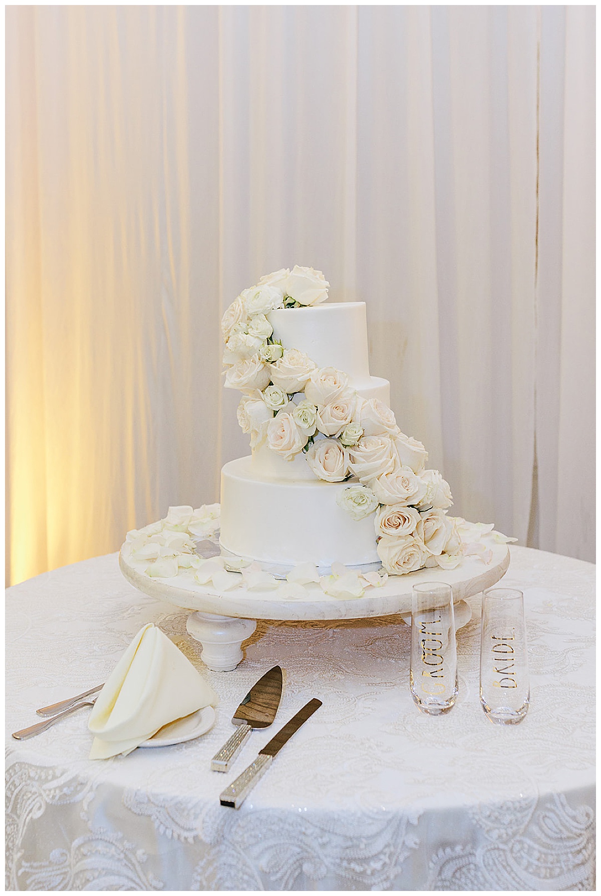 Beautiful wedding cake for Epic Regency Manor